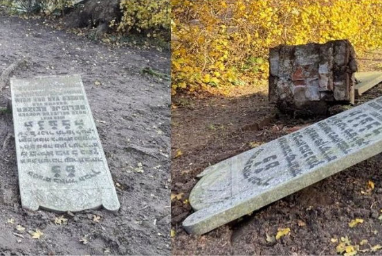 jewish graves.jpg