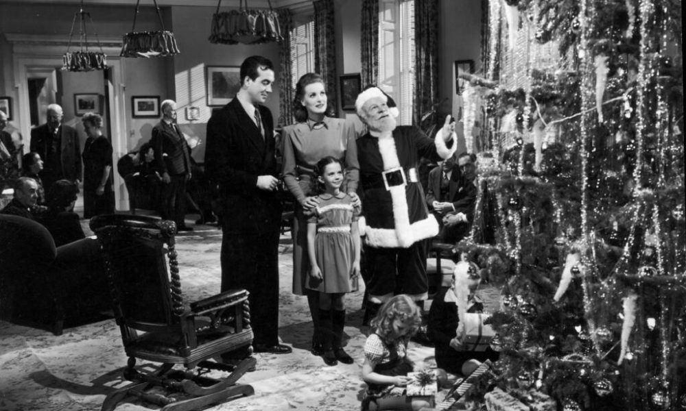 Miracle on 34th Street 3 1024x737.jpg