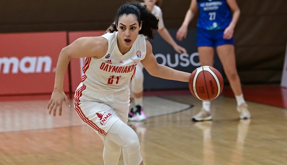 olympiacos basketball women.jpg