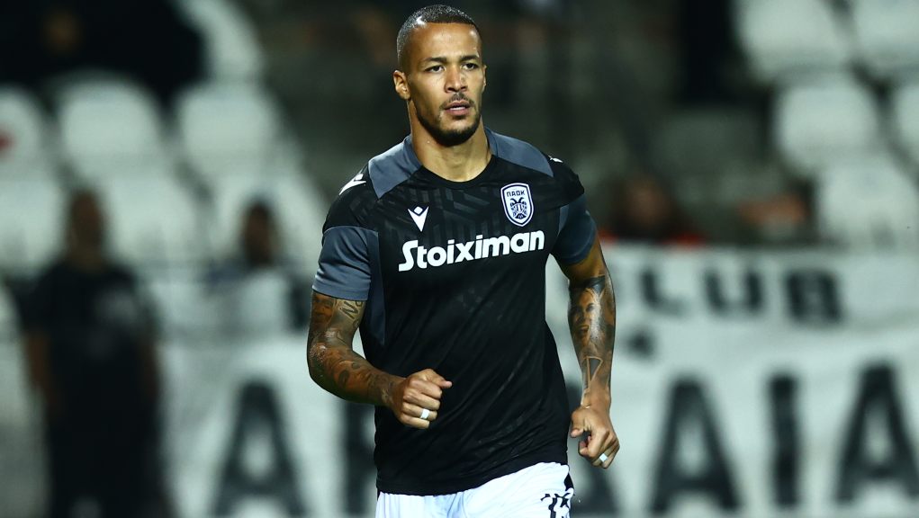 william trost ekong paok.jpg