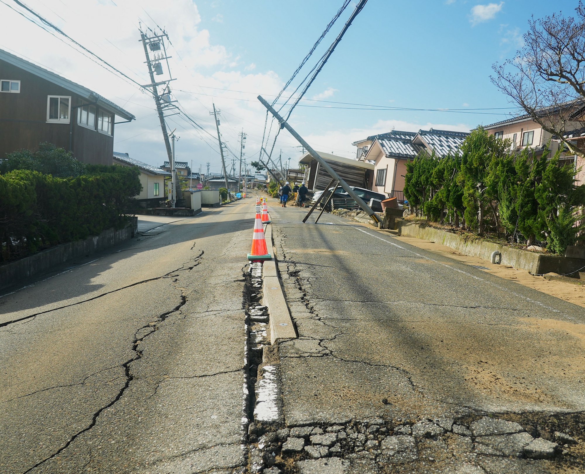 2024 01 08T083919Z 1788397255 RC2DD5ATV2QJ RTRMADP 5 JAPAN QUAKE VILLAGE.jpg