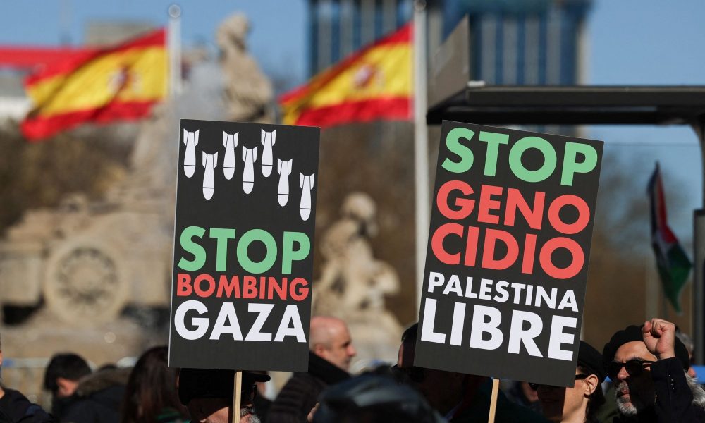 2024 01 20T144833Z 1539900033 RC2OL5AQ1GKR RTRMADP 5 ISRAEL PALESTINIANS SPAIN PROTEST.jpg