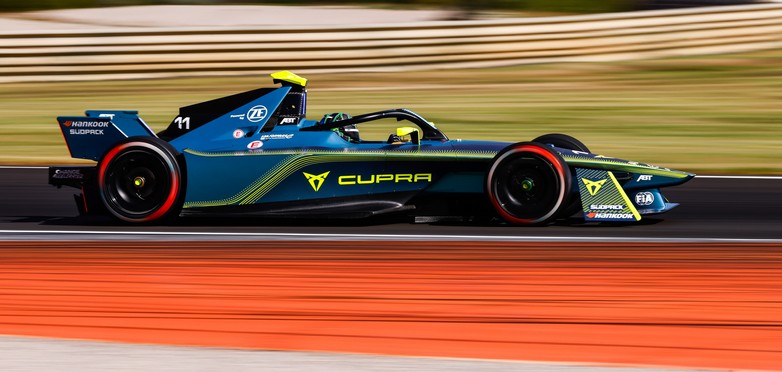 CUPRA welcomes Lucas di Grassi newest brand ambassador 02jpg.jpg