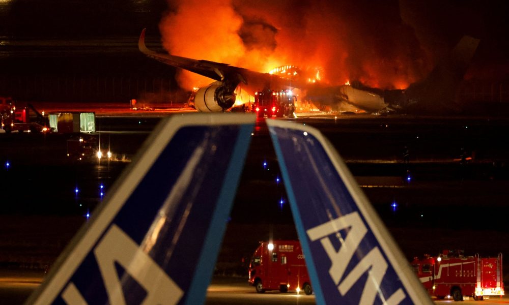 JAPAN AIRPORT FIRE.jpg