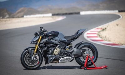 MY23 Ducati Streetfighter V4S 11 UC488213 Low.jpg