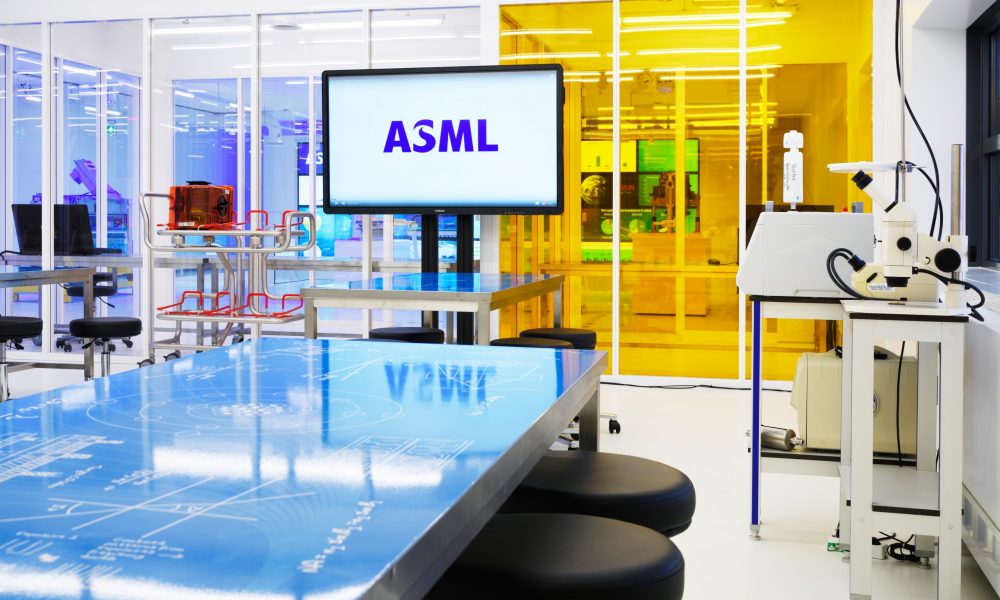 asml1 scaled.jpg