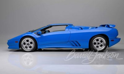 donald trump s lamborghini diablo vt roadster side profile.jpg