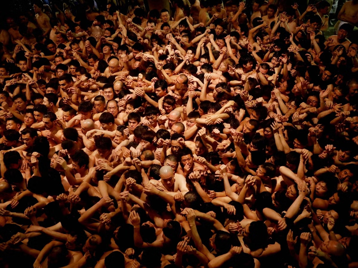 naked festival japan.jpg