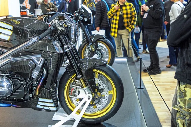 v4cr motorcycle live1.jpg