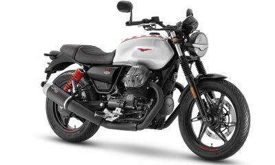 01 Moto Guzzi V7 Stone Ten.jpg