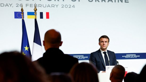 2024 02 26T222809Z 543877943 RC2LA6AI4VS1 RTRMADP 5 UKRAINE CRISIS FRANCE MACRON 620x350.jpg