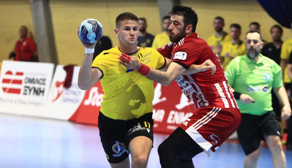 AEK Olympiacos Handball 1.jpg