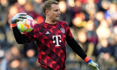 manuel neuer bayern training.jpg