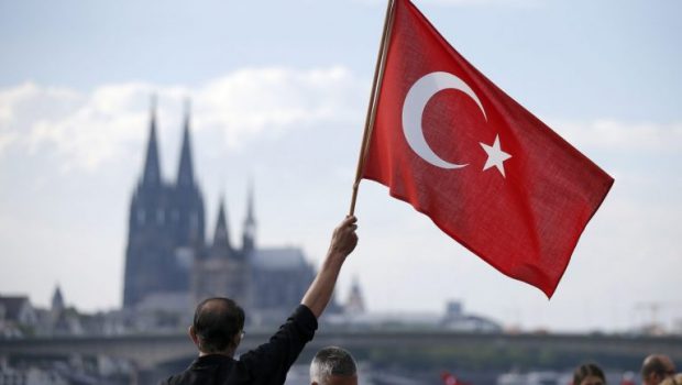 2016 07 31T155924Z 1893787912 LR1EC7V18EQ7Y RTRMADP 3 TURKEY SECURITY GERMANY PROTEST 768x525 1 620x350.jpg