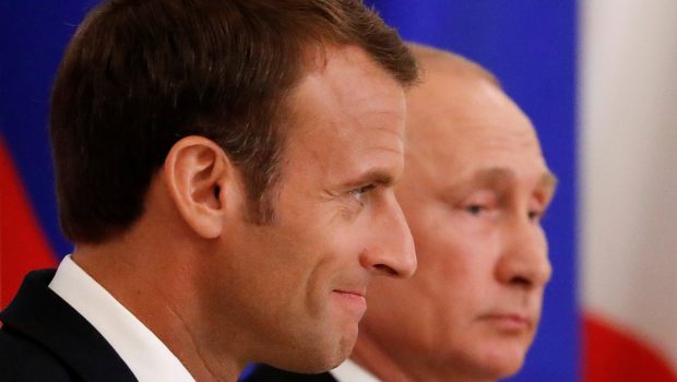 2018 05 24T201031Z 985557883 RC115CFA2A40 RTRMADP 3 RUSSIA FRANCE PUTIN MACRON 620x350.jpg