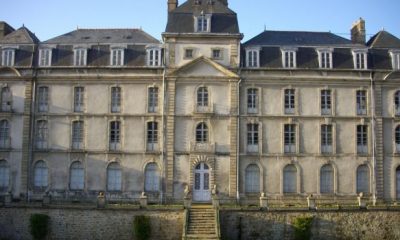 Vannes chateau Hermine 620x350.jpg