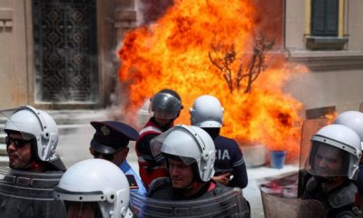 2024 05 21T125611Z 1044920189 RC2YU7AKCHYH RTRMADP 5 ALBANIA PROTEST 620x350.jpg