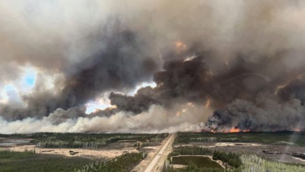 canada wildfires 620x350.jpg