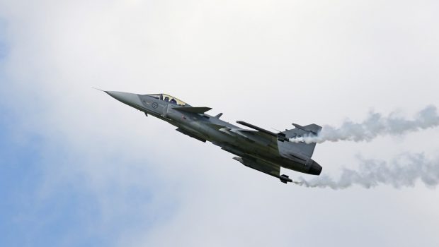 saab jas 39 gripen 7485936 1280 1 620x350.jpg