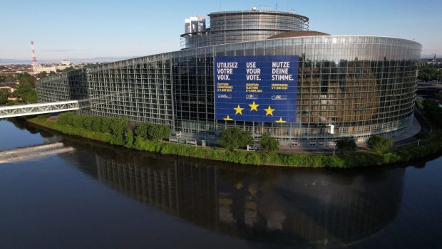 European parliament strasburg Louise Weiss 620x350.jpg