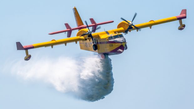 canadair 5 620x350.jpg