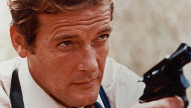 roger moore 2 620x350.jpg