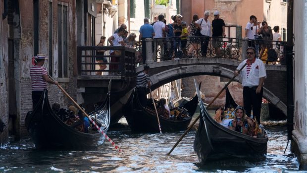 venice2 620x350.jpg