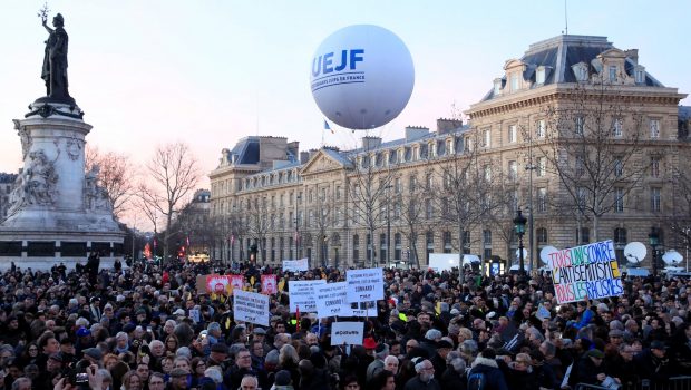 2019 02 19T173750Z 899109784 RC110C924E70 RTRMADP 3 FRANCE ANTISEMITISM PROTEST 620x350.jpg