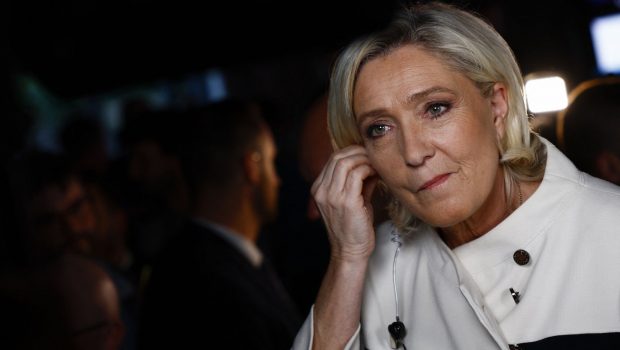 2024 07 07T191738Z 1544905444 UP1EK771HLCVX RTRMADP 5 FRANCE ELECTION 620x350.jpg