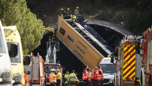 barcelona crash tunnel16 7 1 620x350.jpg