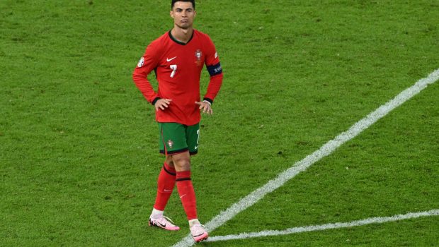 cristiano ronaldo 620x350.jpg