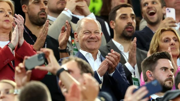 olaf scholz 620x350.jpg