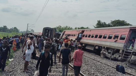 train india18 7.jpg