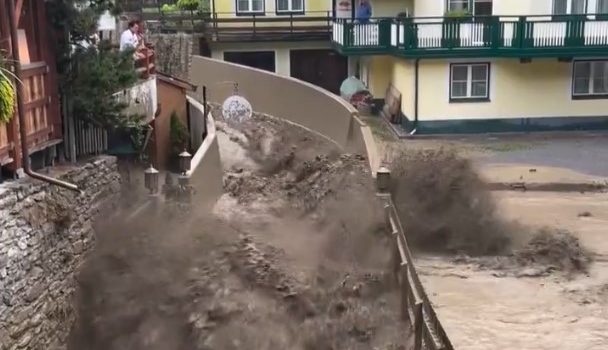 austria floods 608x350.jpg