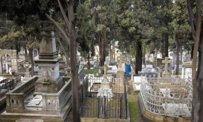 cemetery bandals24 8 620x350.jpg