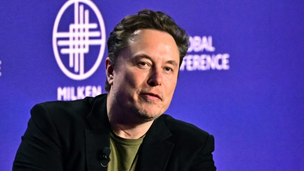 elon musk m 620x350.jpg