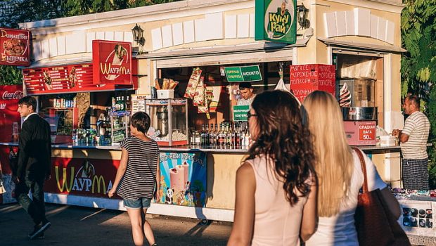 street store vendor food preview 620x350.jpg