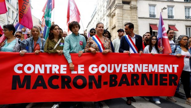 2024 09 21T130341Z 1891220946 RC215AACPLXC RTRMADP 5 FRANCE POLITICS PROTEST 620x350.jpg