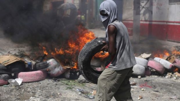 haiti protest 620x350.jpg