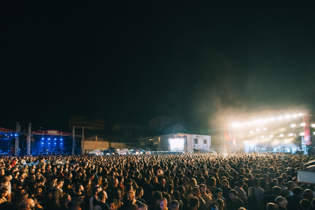 Το Street Mode Festival επιστρέφει τον Οκτώβριο στη Μονή Λαζαριστών με τρεις βραδιές γεμάτες μουσική