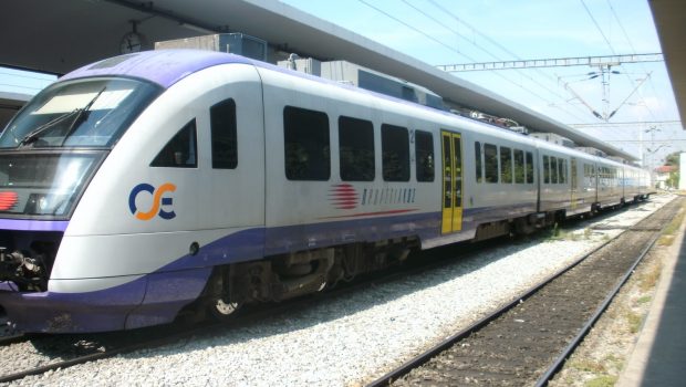 trainose aftodioikisi 620x350.jpg