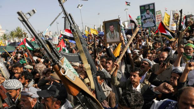 2024 09 27T145655Z 1873114263 RC219AAR4KO4 RTRMADP 5 ISRAEL PALESTINIANS PROTESTS YEMEN 620x350.jpg