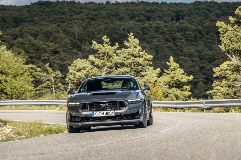 2024FordMustang Darkhorse CarbonizedGrey 26.jpg