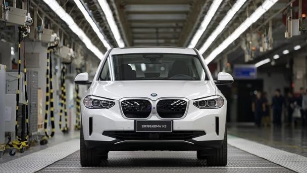 BMW iX3 production BMW Brilliance Automotive Shenyang 2020 620x350.jpg