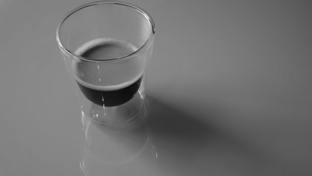 shot glass 2618104 1280 620x350.jpg